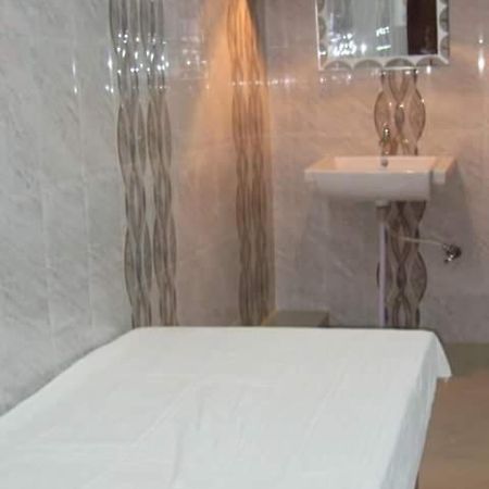Tripathi Paying Guest House Varanasi Esterno foto