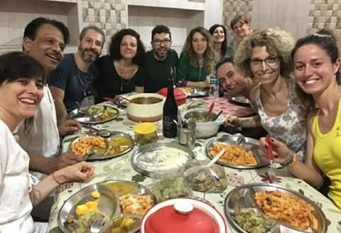 Tripathi Paying Guest House Varanasi Esterno foto